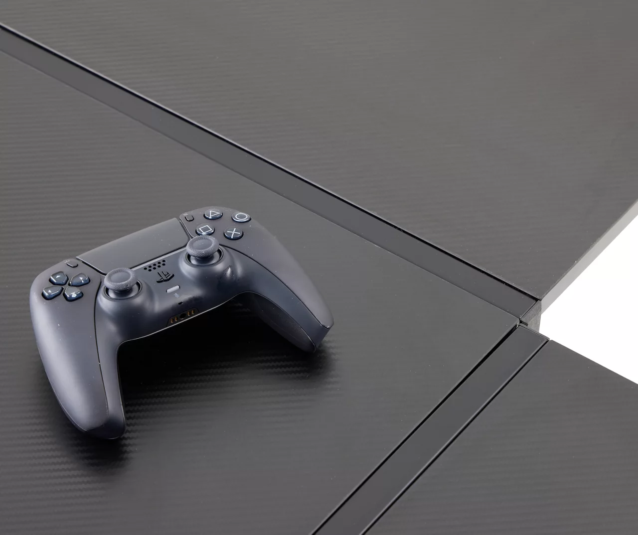 Black L-Shaped LED Gaming Desk With USB Charging 3 Black L-Shaped LED Gaming Desk With USB Charging - Image 3