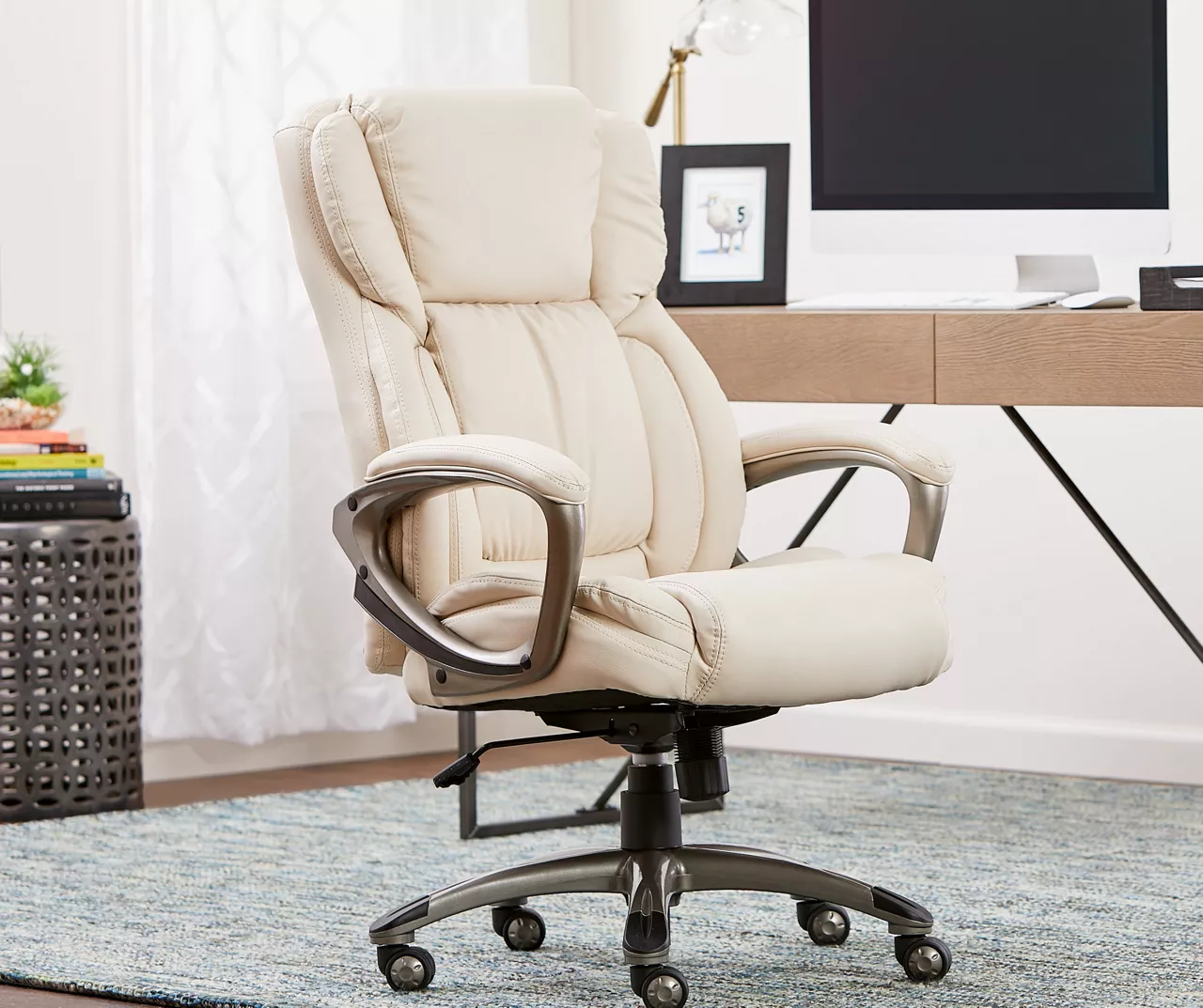 Serta Garret Executive Bonded Leather Office Chair 6 Serta Garret Executive Bonded Leather Office Chair - Image 6